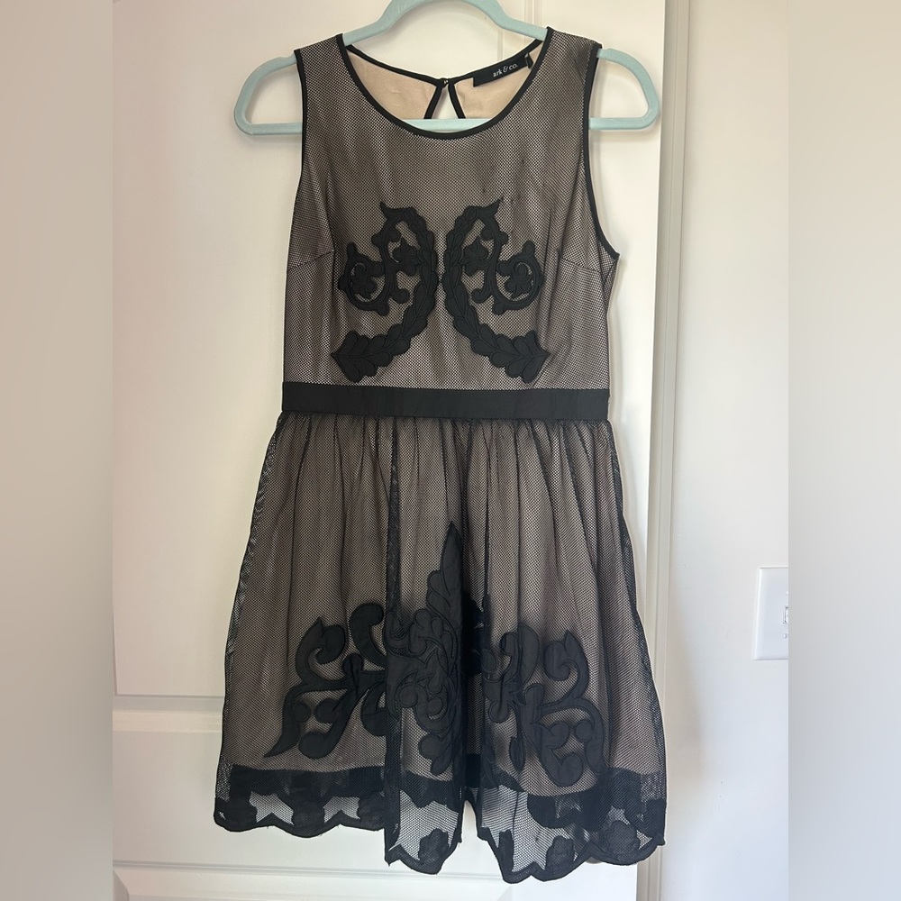 Ark and company ModCloth dress. Size large lace dress